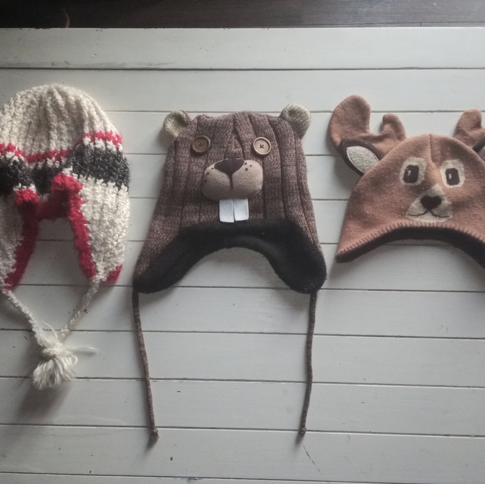 Bundle of 3 winter hats